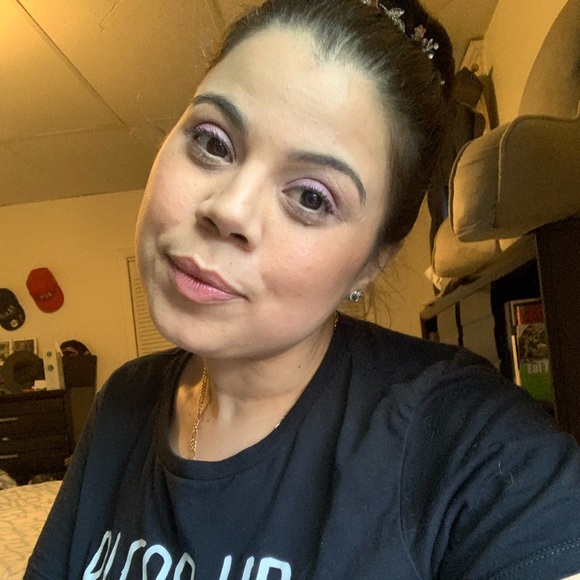 Meet your Posher, Sophia Joan! - Picture 2 of 2